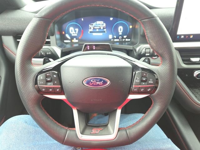 Used 2025 Ford Explorer ST w/ Sun And Sound Package image 38
