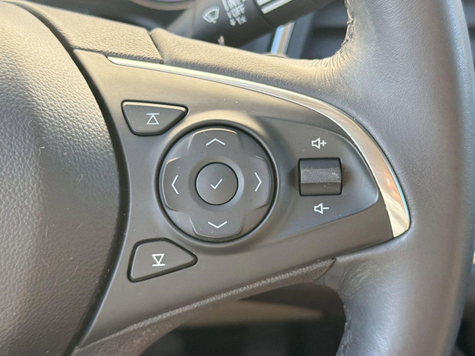 Used 2020 Buick Enclave Essence FWD image 27