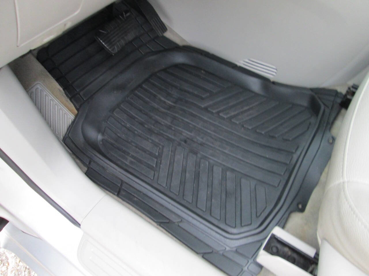 Used 2009 Saturn Vue Green Line image 48