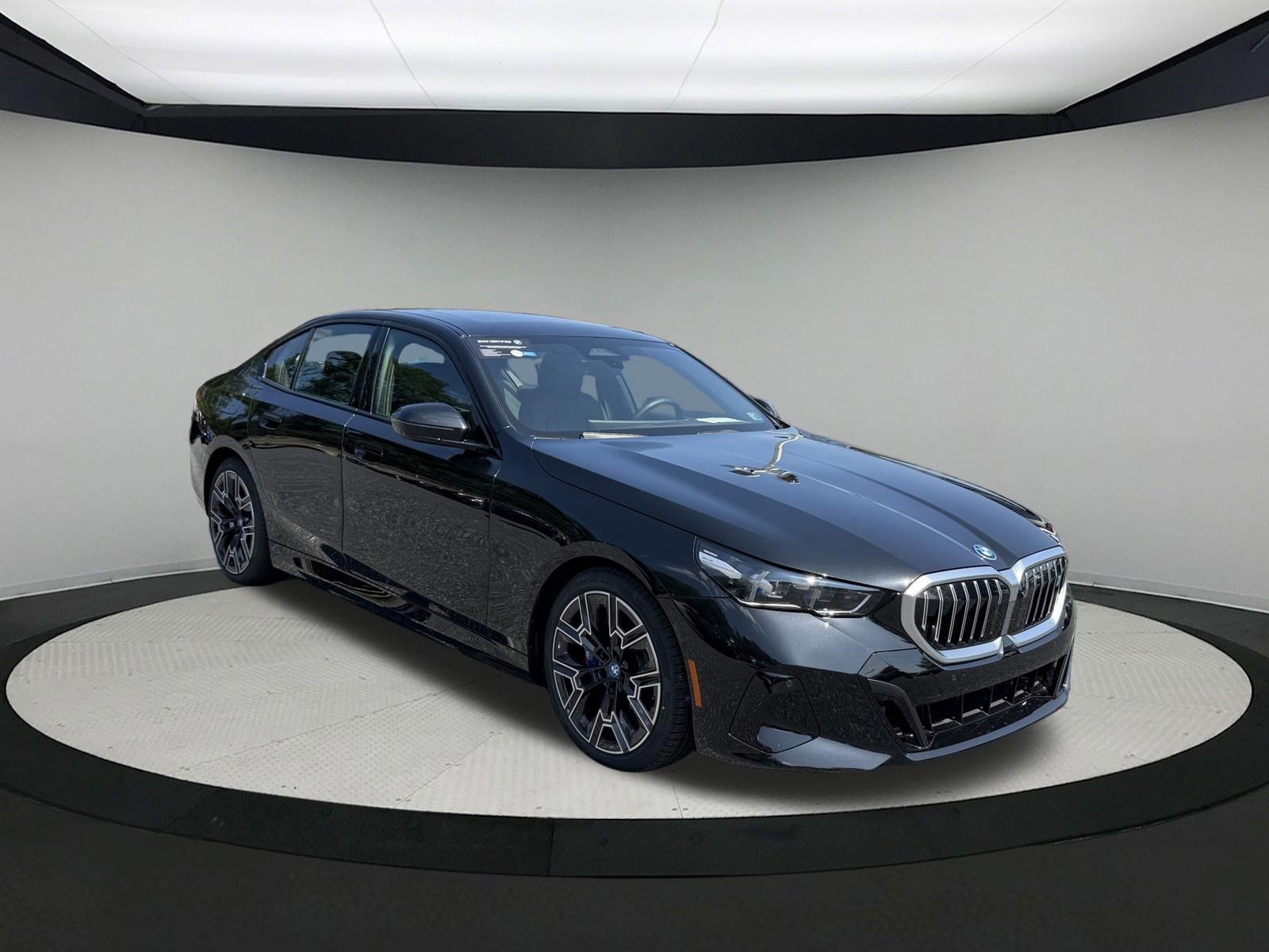 Certified 2025 BMW i5 xDrive40 w/ M Sport Package AWD/4WD image 3