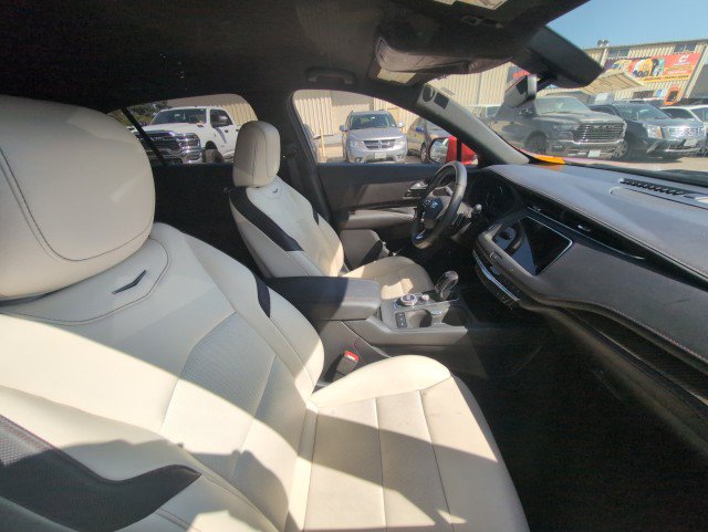 Used 2019 Cadillac XT4 Sport FWD image 4