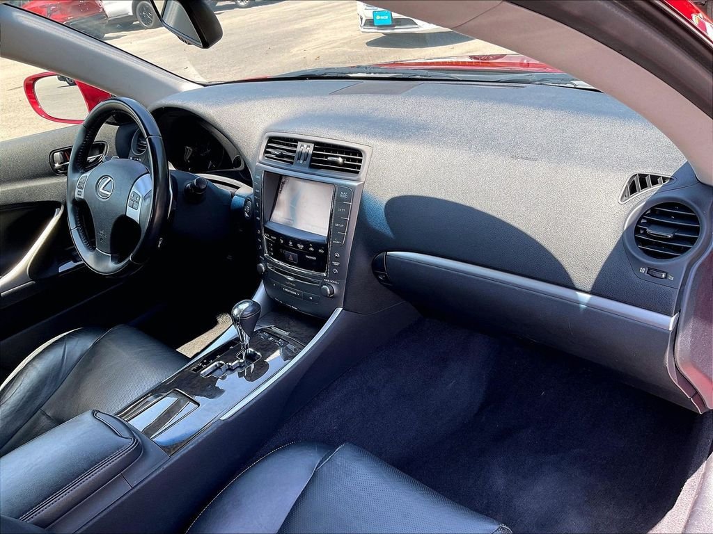 Used 2015 Lexus IS 250C w/ Navigation System Package RWD image 14