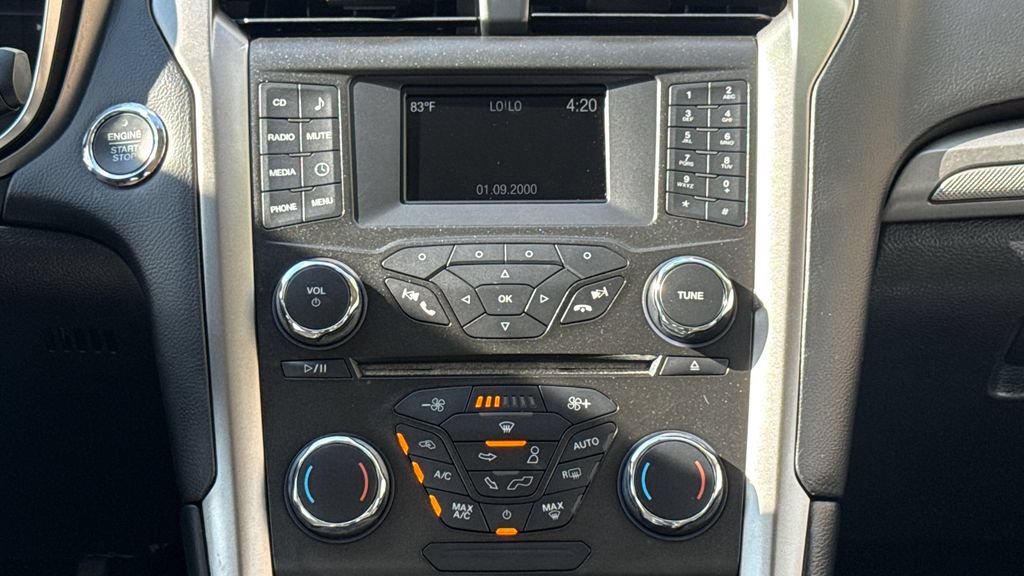 Used 2018 Ford Fusion S FWD image 19