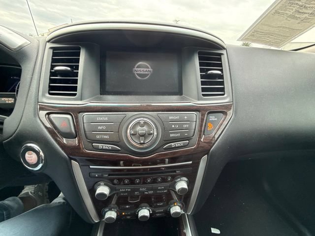 Used 2014 Nissan Pathfinder SL w/ SL Premium Package AWD/4WD image 28