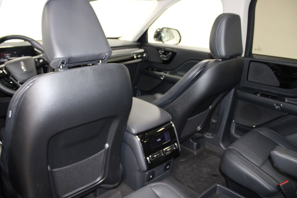 New 2026 Lincoln Aviator AWD image 27