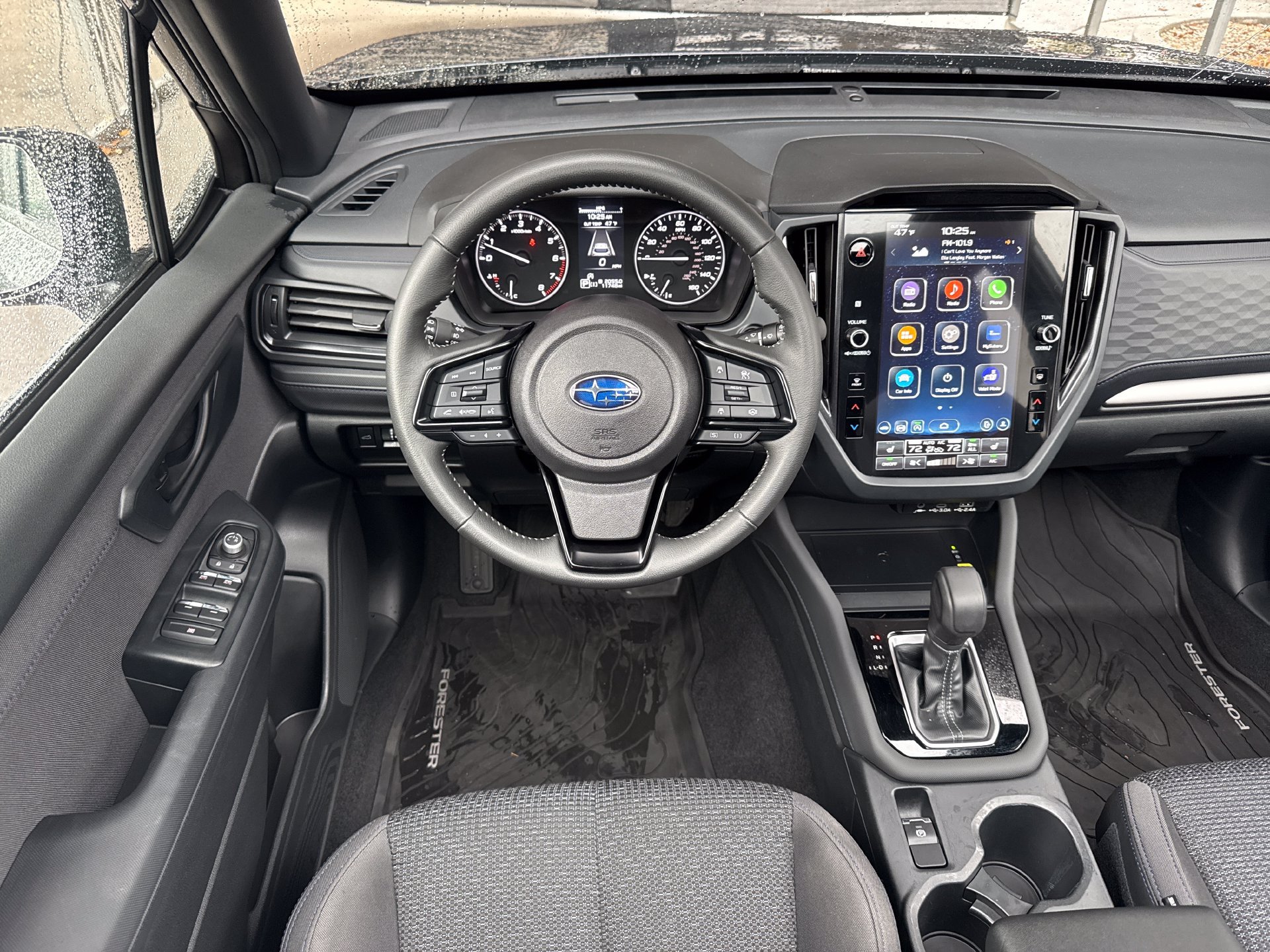 Used 2025 Subaru Forester Premium AWD/4WD image 16