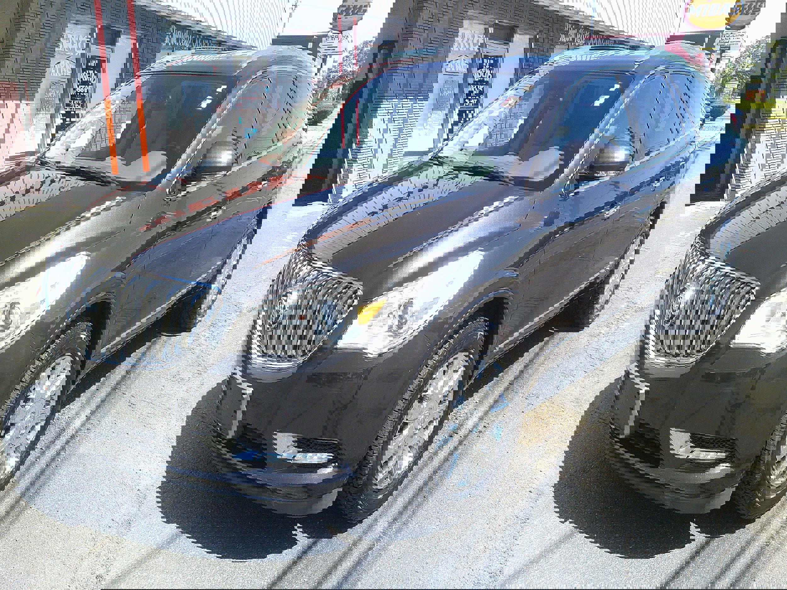 Used 2017 Buick Enclave Leather image 11