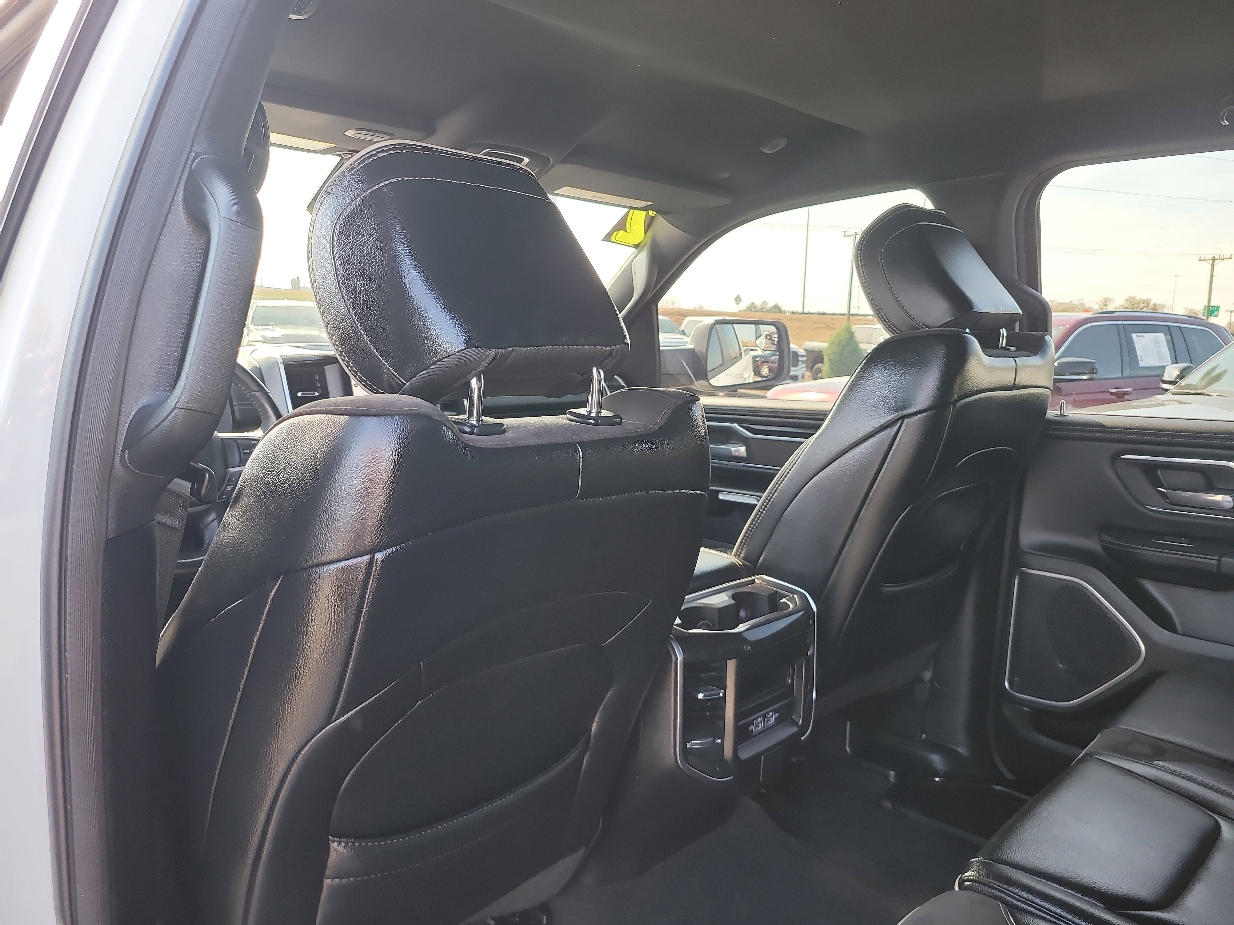 Used 2022 RAM 1500 Laramie w/ Sport Appearance Package image 13