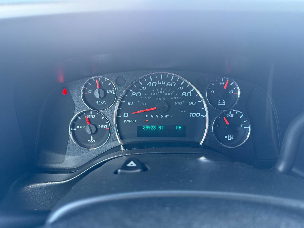 Used 2023 GMC Savana 2500 Extended w/ Driver Convenience Package RWD image 31