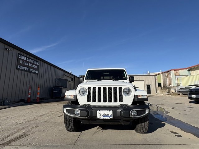 Used 2021 Jeep Gladiator Sport image 2