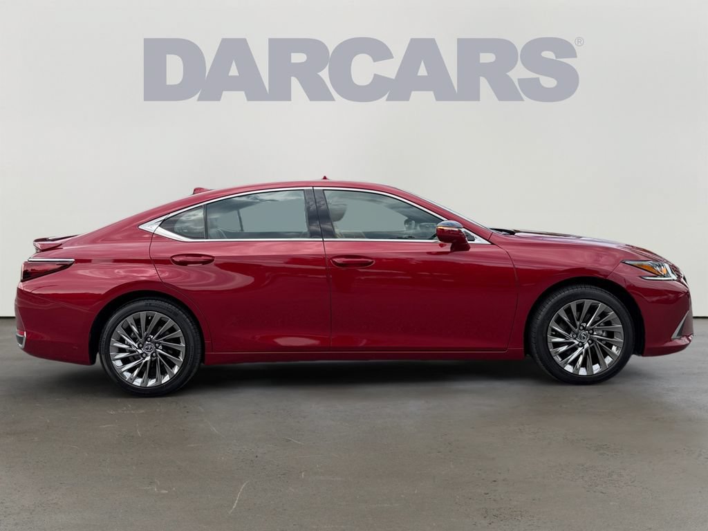 Certified 2024 Lexus ES 300h w/ Technology Package FWD image 7