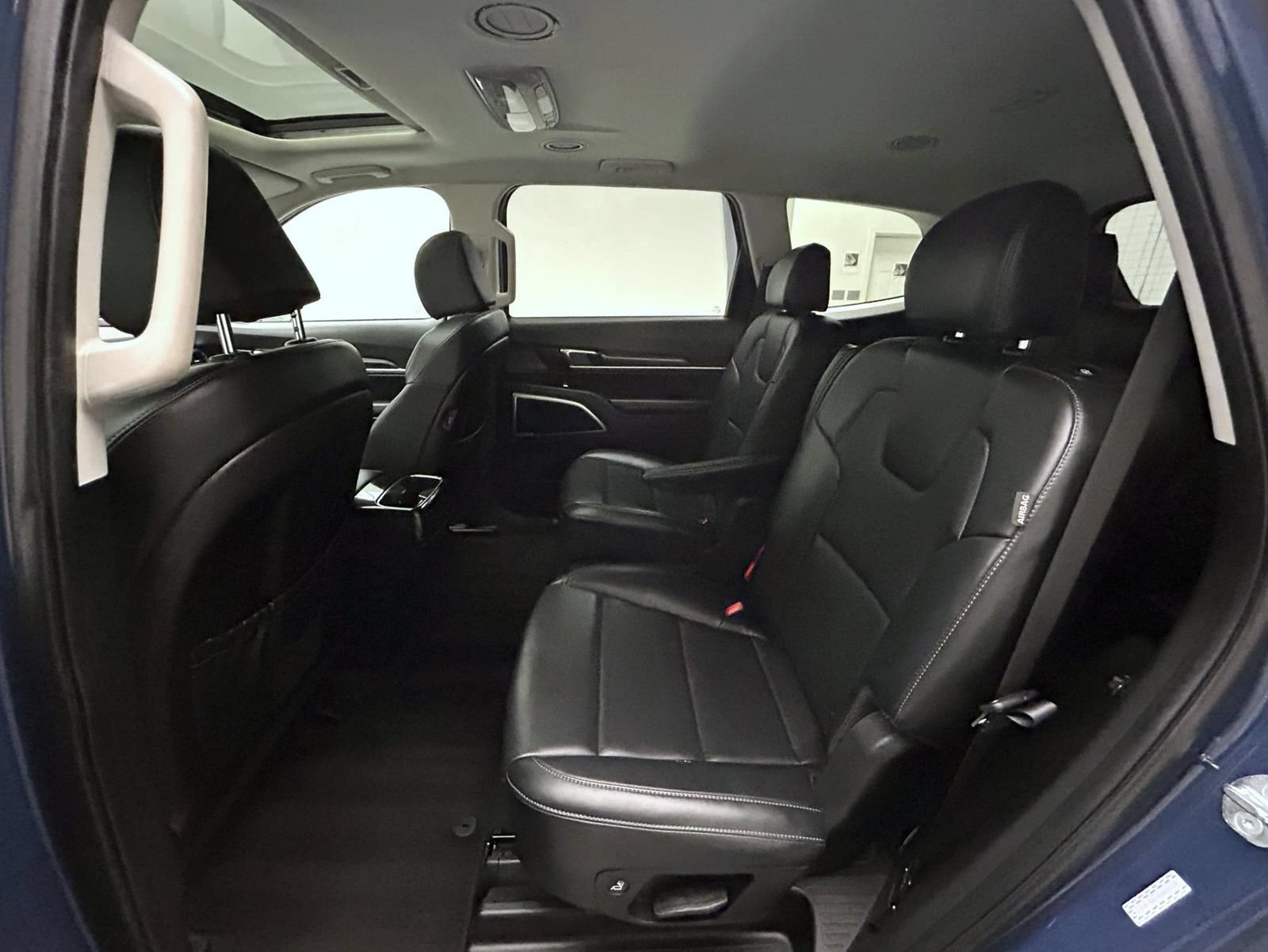 Used 2025 Kia Telluride S AWD/4WD image 20