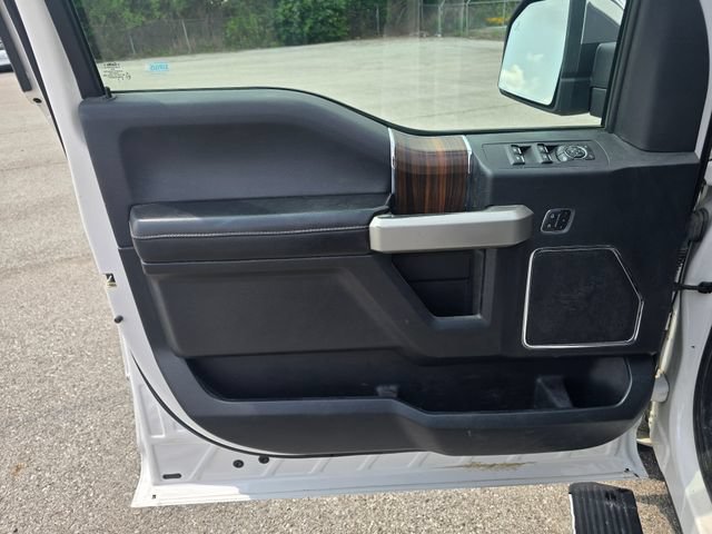 Used 2016 Ford F150 Lariat w/ Equipment Group 502A Luxury AWD/4WD image 10