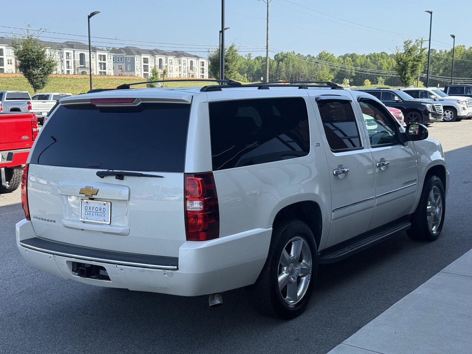 Used 2014 Chevrolet Suburban LTZ RWD image 6