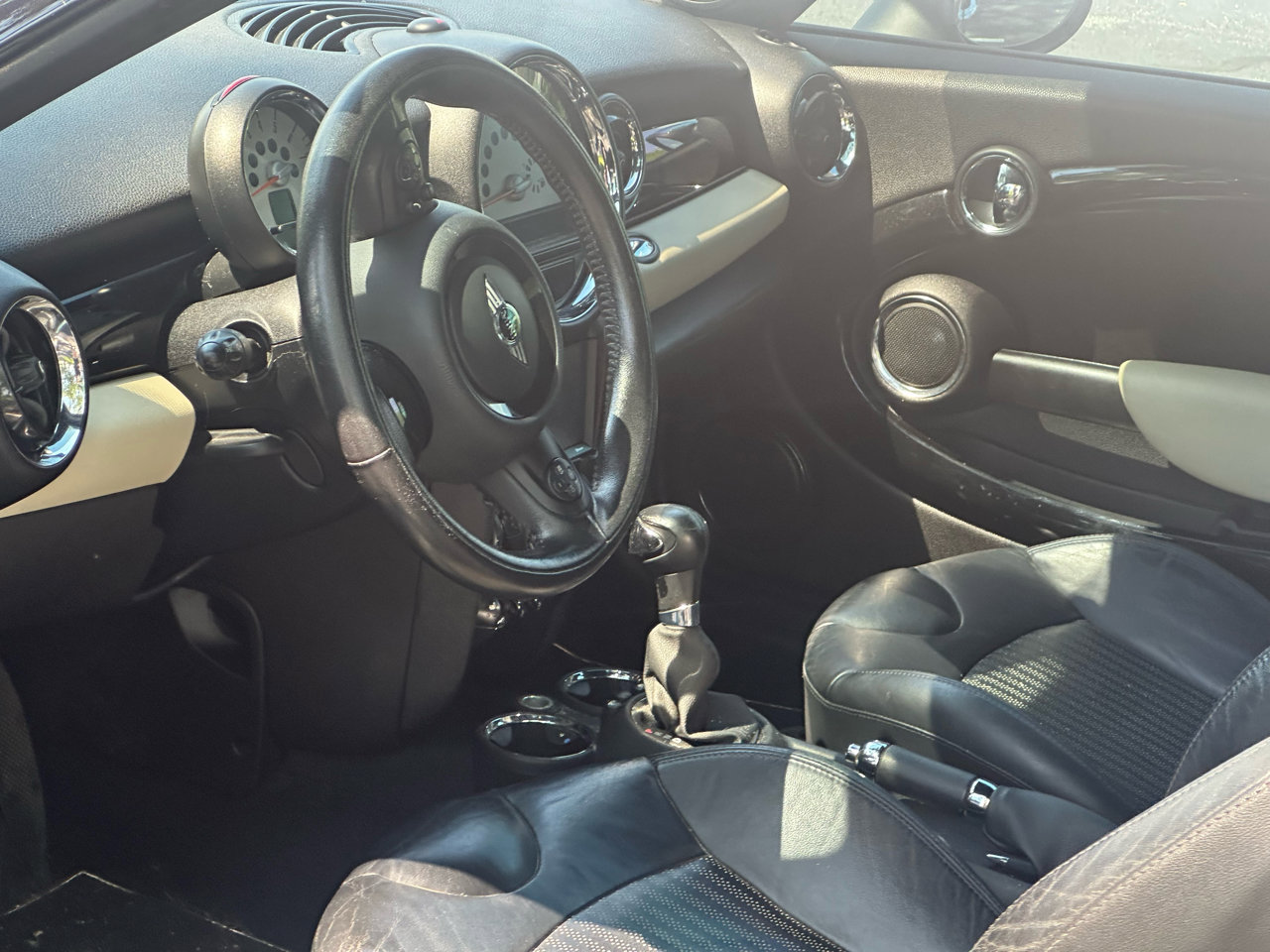 Used 2012 MINI Cooper Coupe image 12