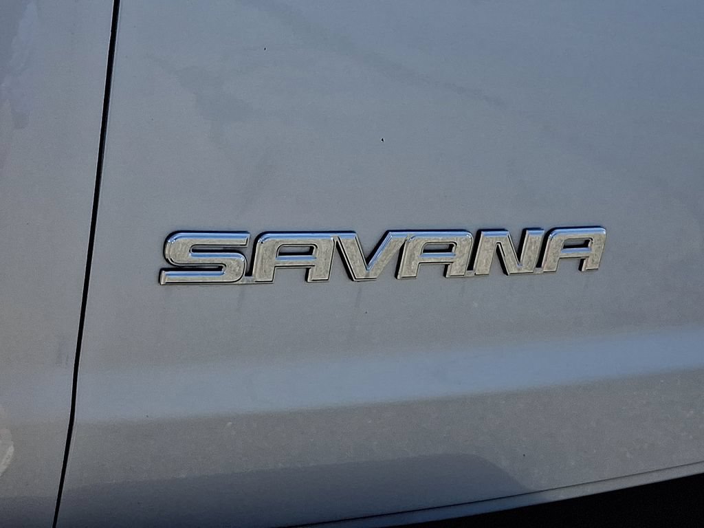 Used 2019 GMC Savana 2500 Extended w/ Enhanced Convenience Package RWD image 30