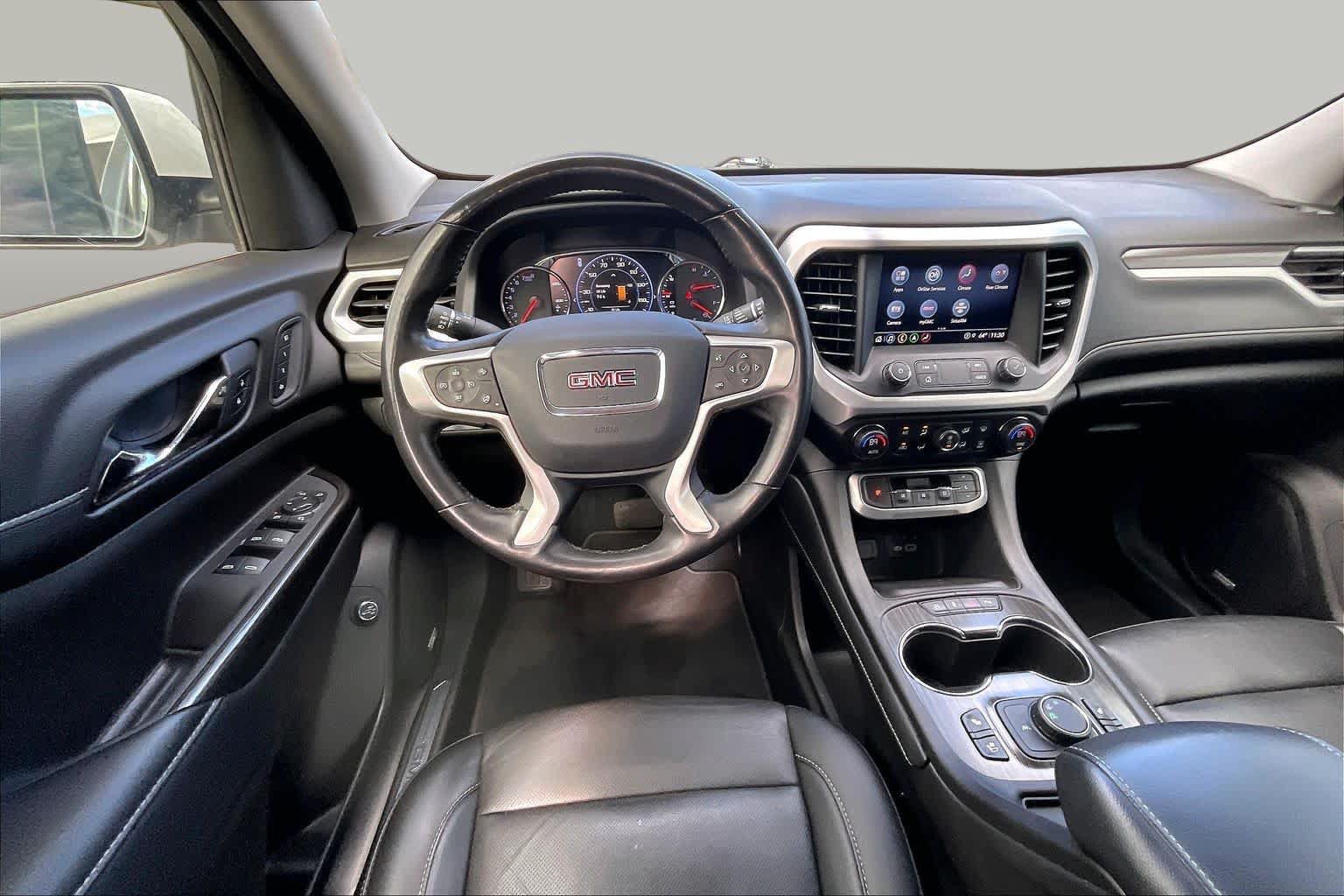 Used 2022 GMC Acadia SLT w/ Technology Package FWD image 6
