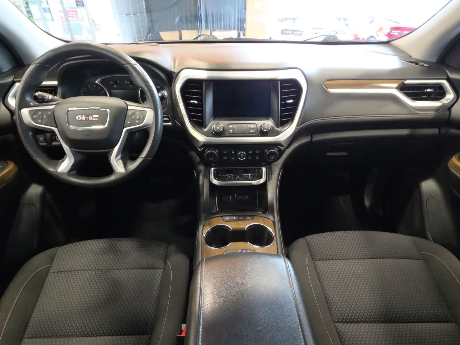 Used 2021 GMC Acadia SLE w/ LPO, Floor Liner Package AWD/4WD image 29