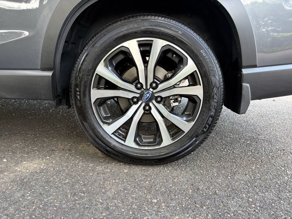 Used 2023 Subaru Forester Limited AWD/4WD image 10