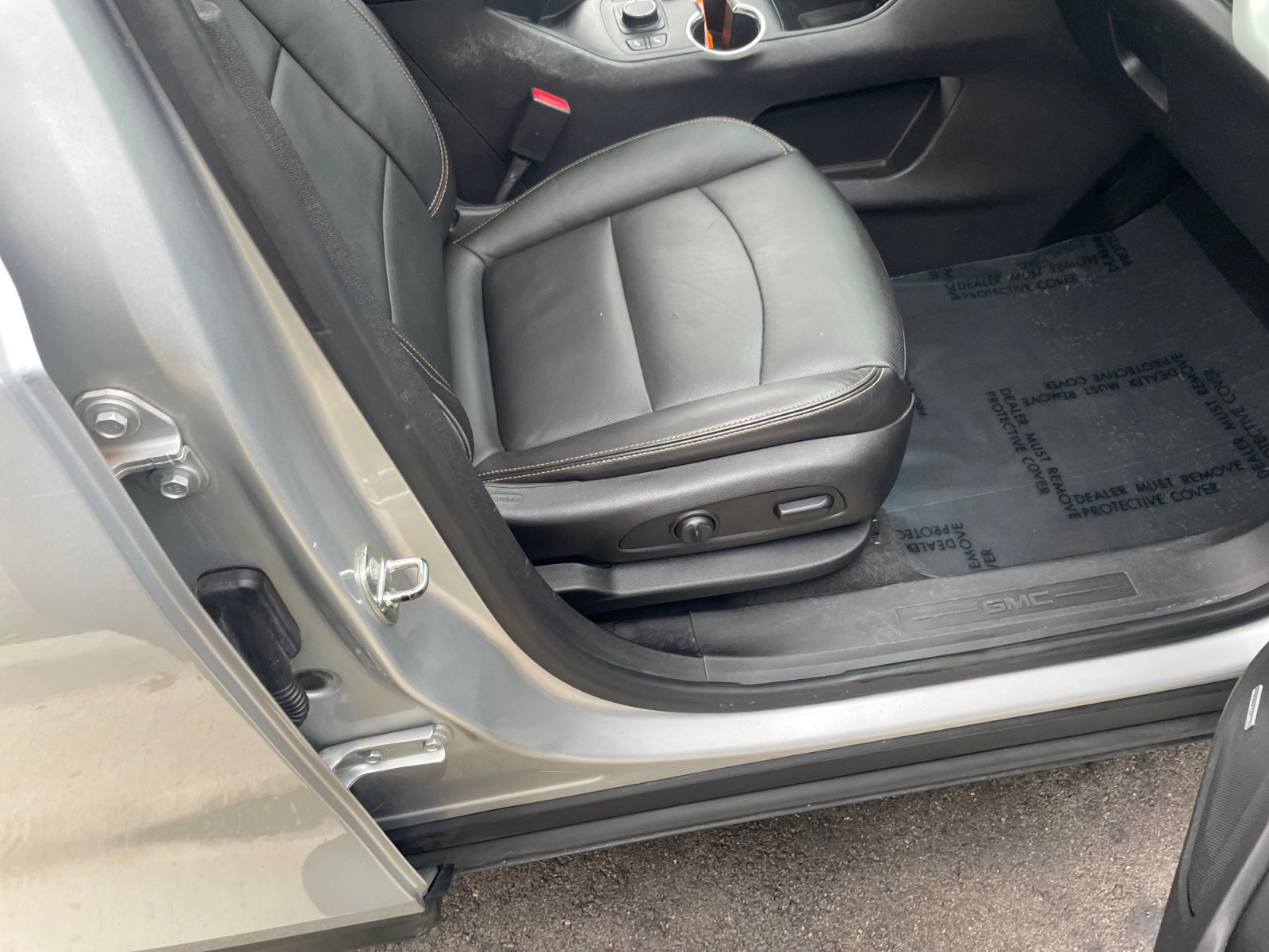 Used 2018 GMC Terrain SLT w/ Preferred Package image 29