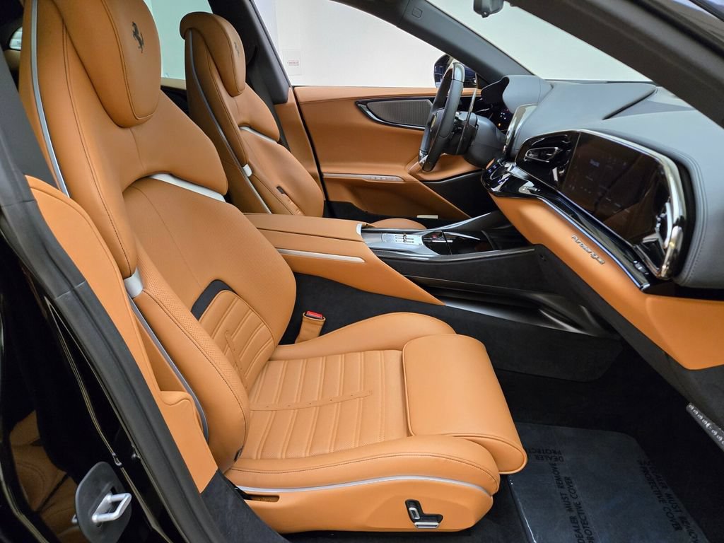 Used 2026 Ferrari Purosangue AWD/4WD image 29