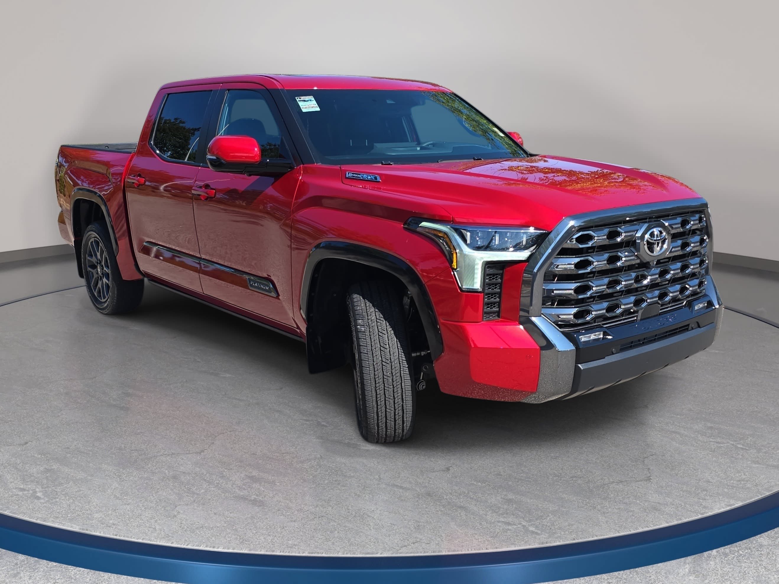 Used 2025 Toyota Tundra Platinum AWD/4WD image 3