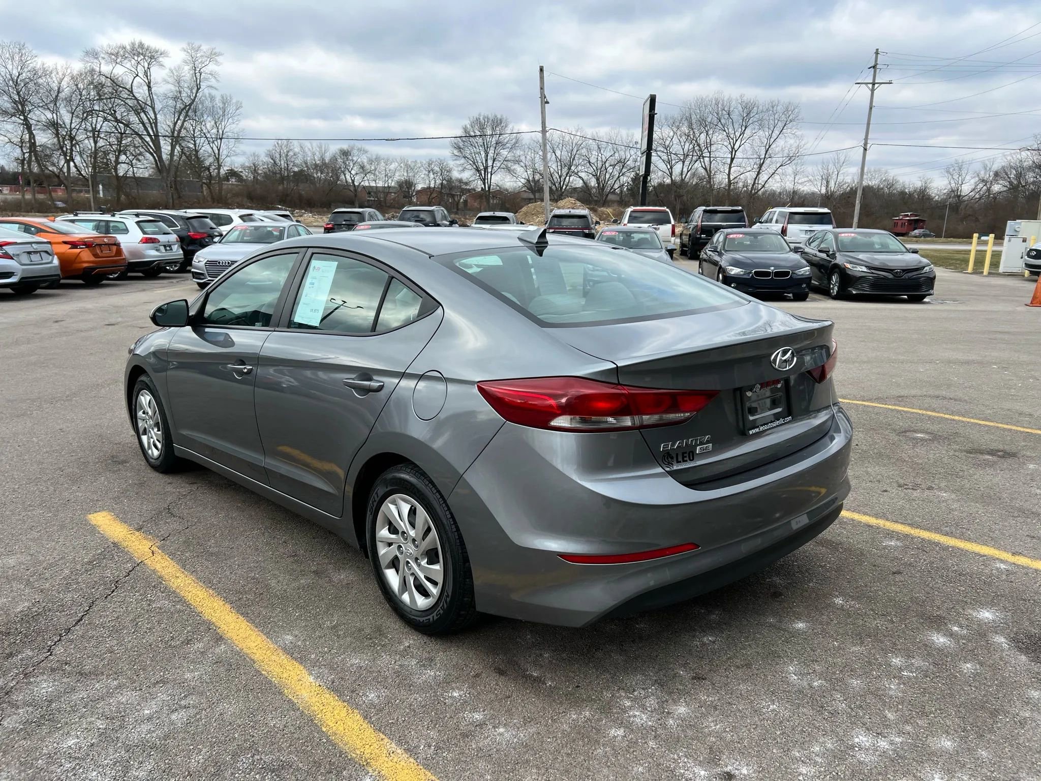 Used 2017 Hyundai Elantra SE image 7