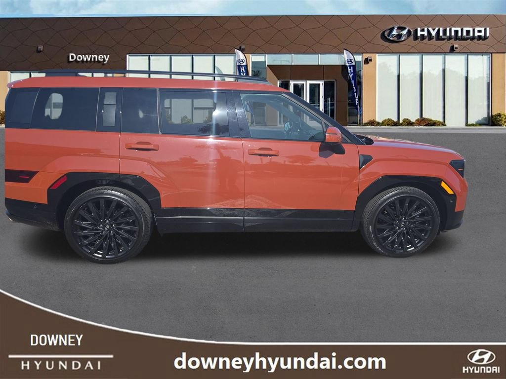 Used 2025 Hyundai Santa Fe Calligraphy AWD/4WD image 2