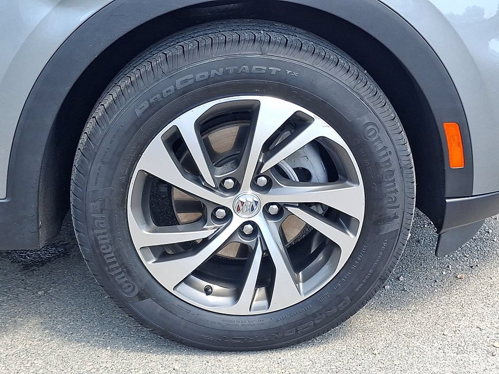 Used 2023 Buick Envision Essence AWD/4WD image 9