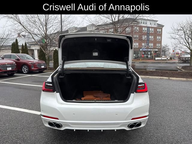 Used 2020 BMW ALPINA B7 xDrive w/ Luxury Rear Seating Package image 11