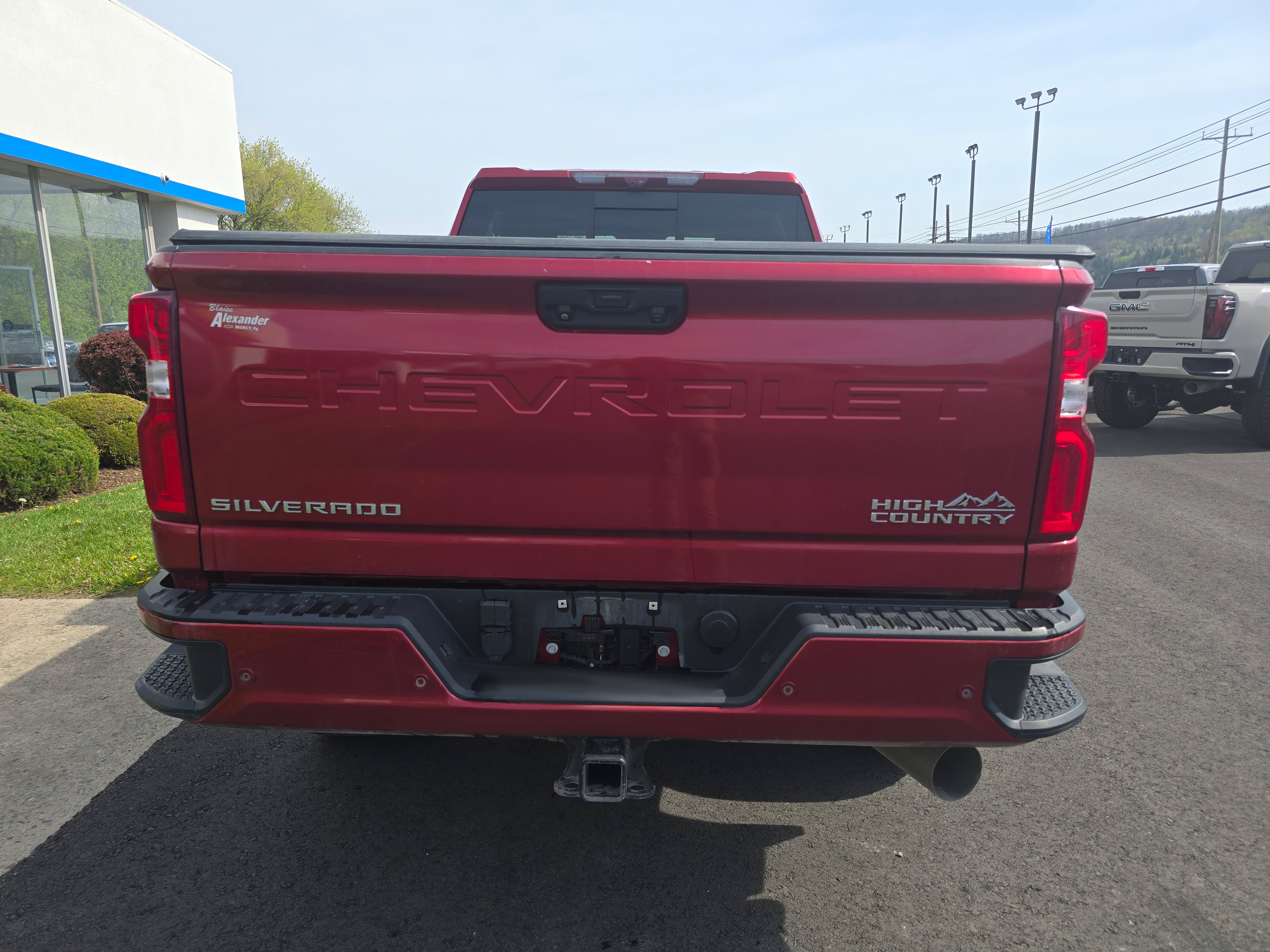 Used 2022 Chevrolet Silverado 2500 High Country w/ Z71 Off-Road Package AWD/4WD image 3