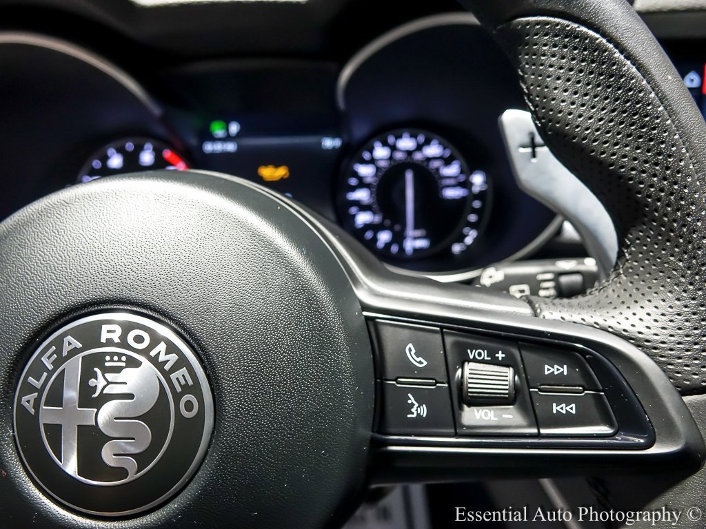 Used 2022 Alfa Romeo Stelvio Veloce image 19