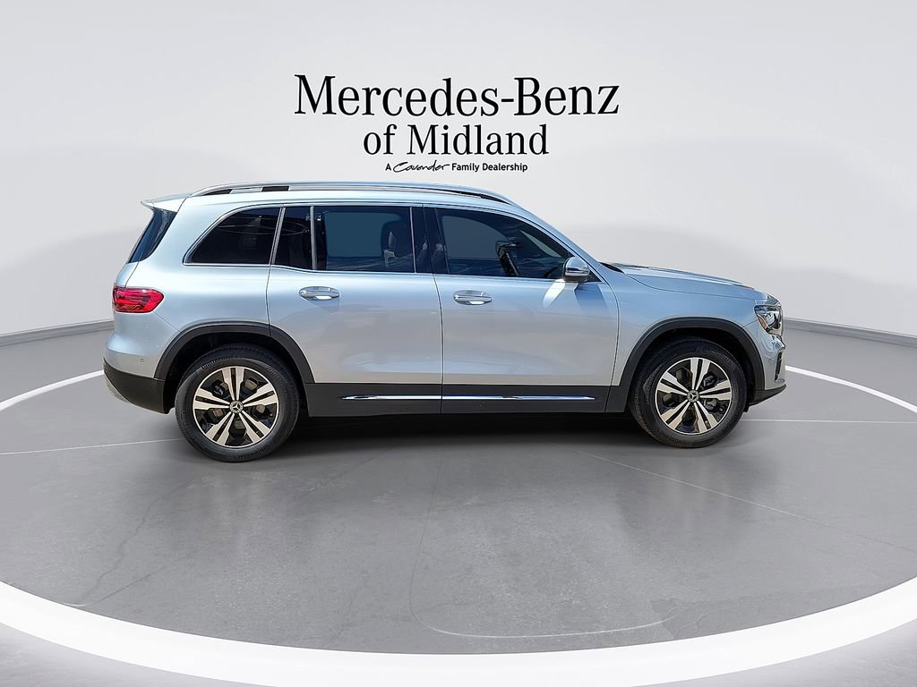 New 2025 Mercedes-Benz GLB 250 image 9