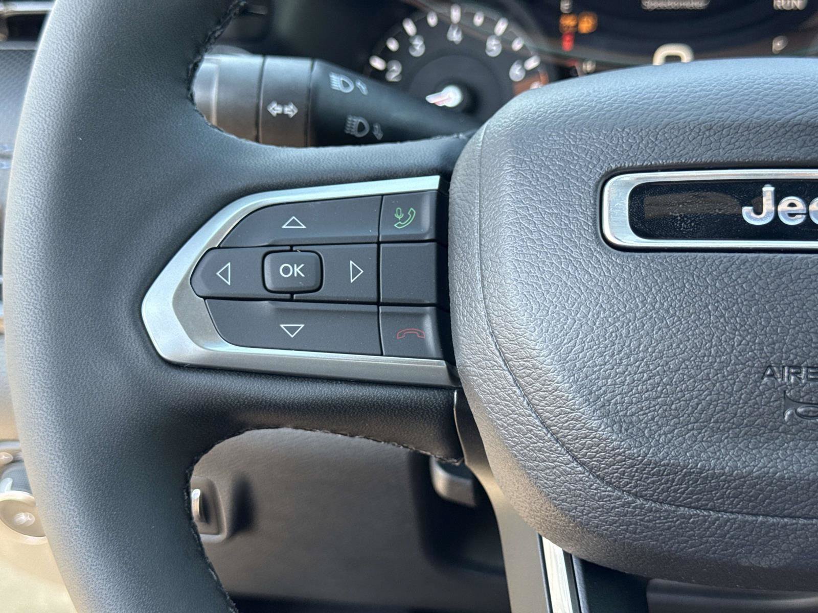 New 2026 Jeep Compass Latitude AWD/4WD image 19