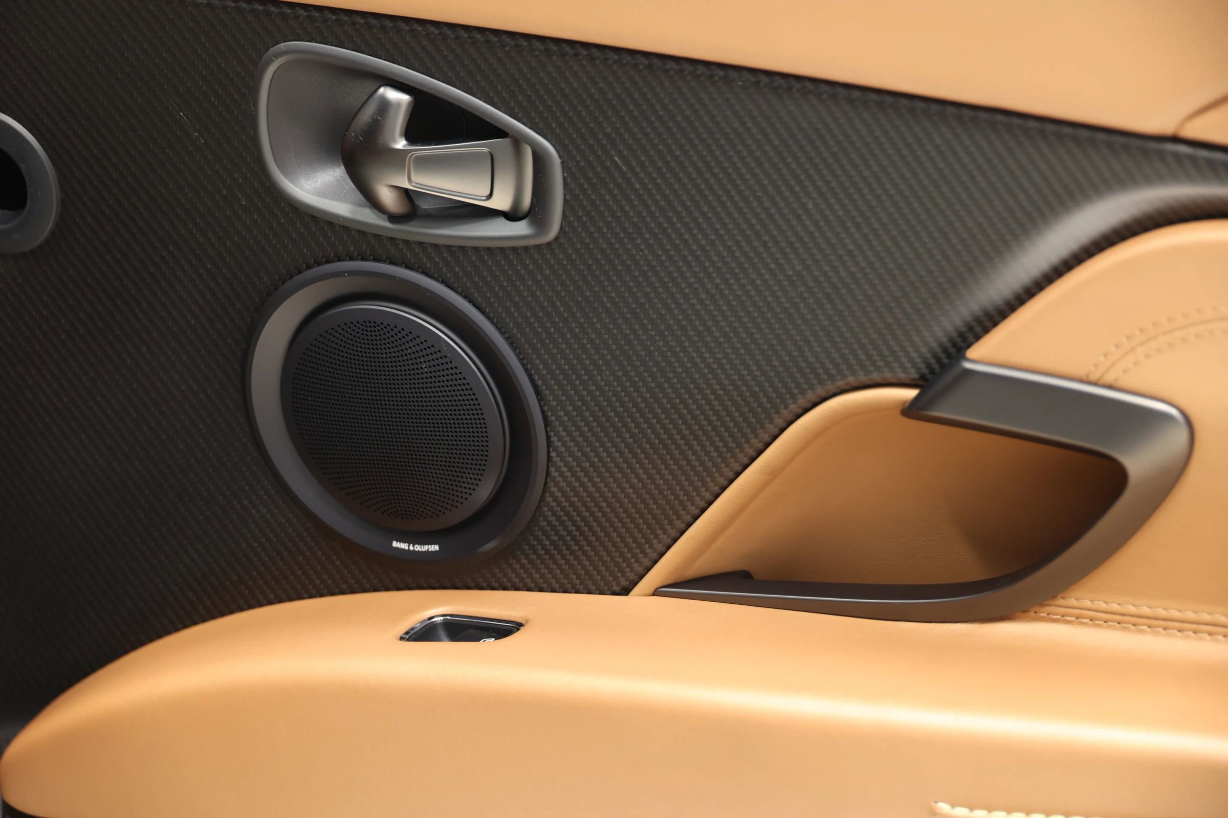 Used 2020 Aston Martin DB11 AMR image 61