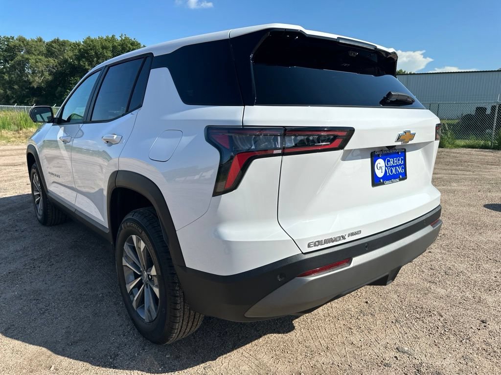 New 2027 Chevrolet Equinox LT w/ Convenience Package II AWD/4WD image 4