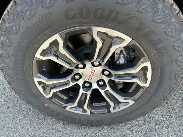 Used 2023 GMC Canyon AT4 w/ Canyon Safety Plus Package image 10