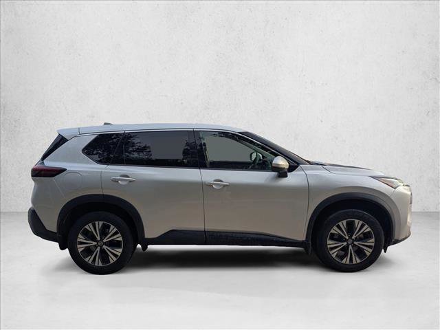 Used 2021 Nissan Rogue SV FWD image 4