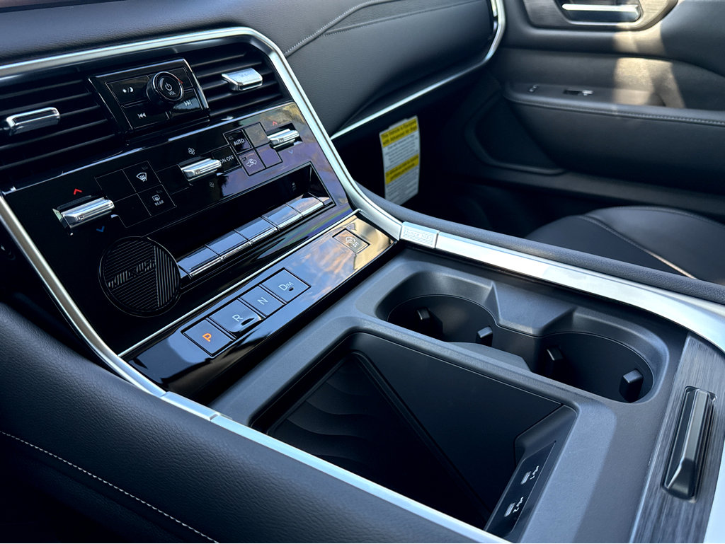 New 2026 Nissan Armada SV image 16