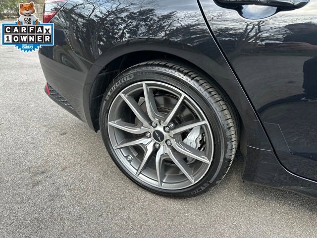 Used 2025 Genesis G70 2.5T image 11