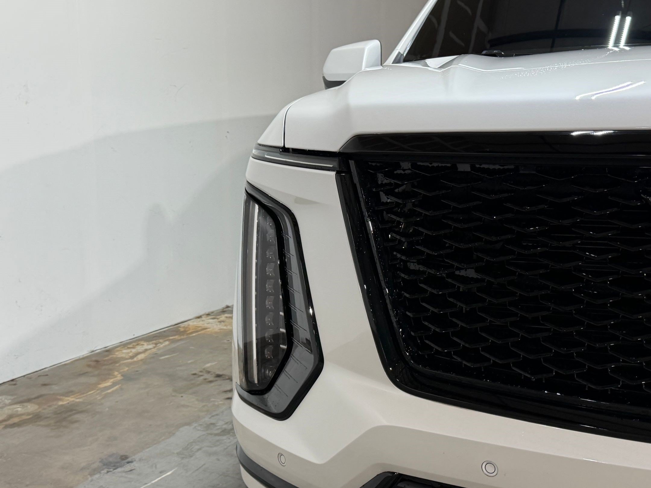 Certified 2025 Cadillac Escalade Sport w/ Touring Package AWD/4WD image 9