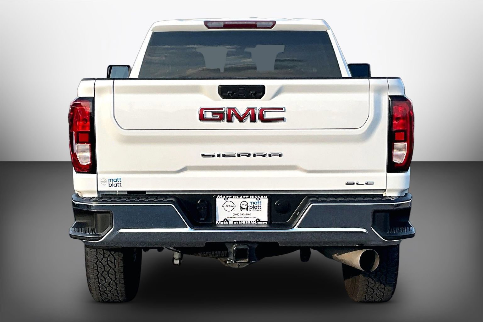 Used 2021 GMC Sierra 2500 SLE w/ SLE Convenience Package AWD/4WD image 3
