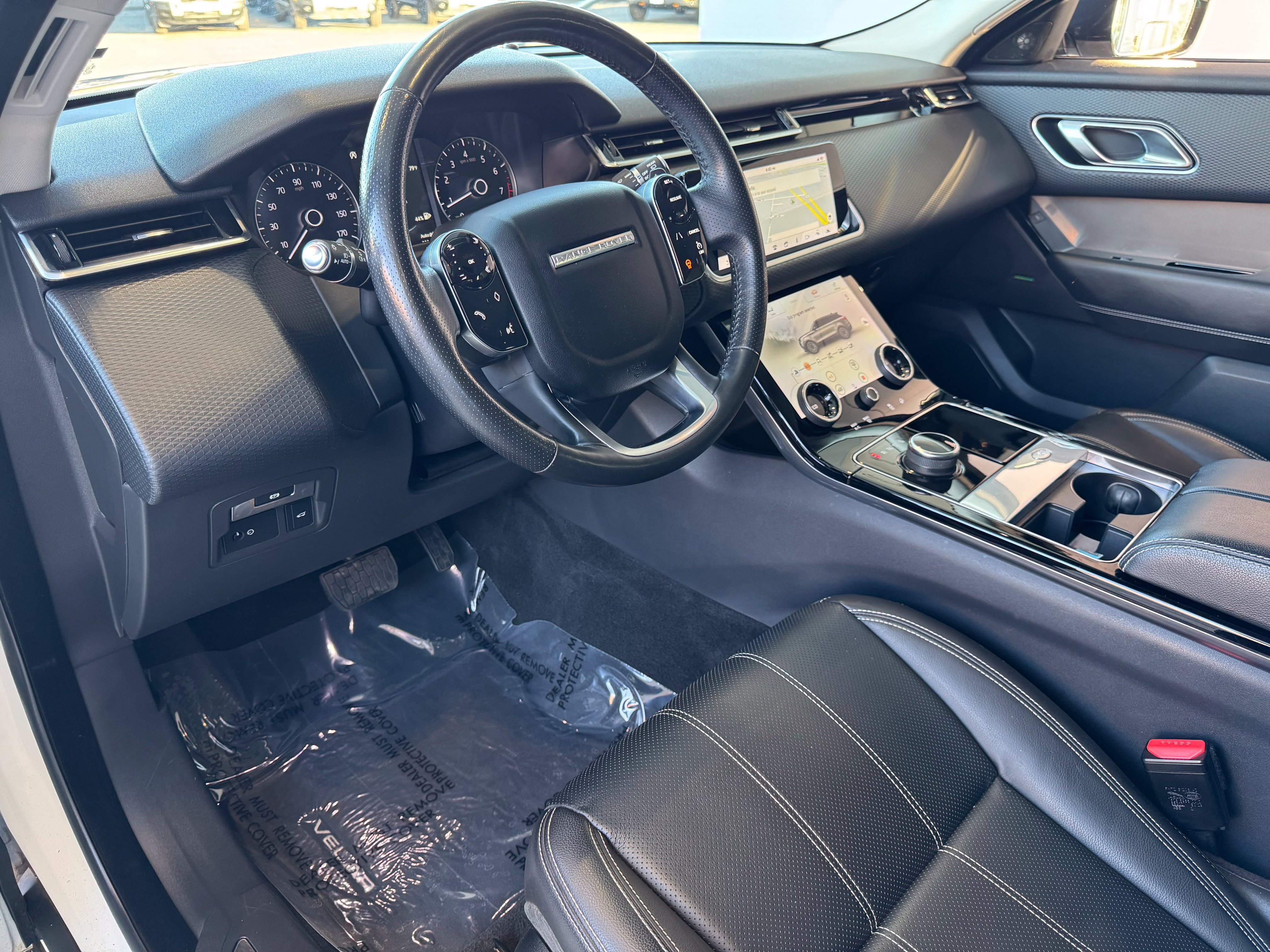 Used 2018 Land Rover Range Rover Velar S AWD/4WD image 17