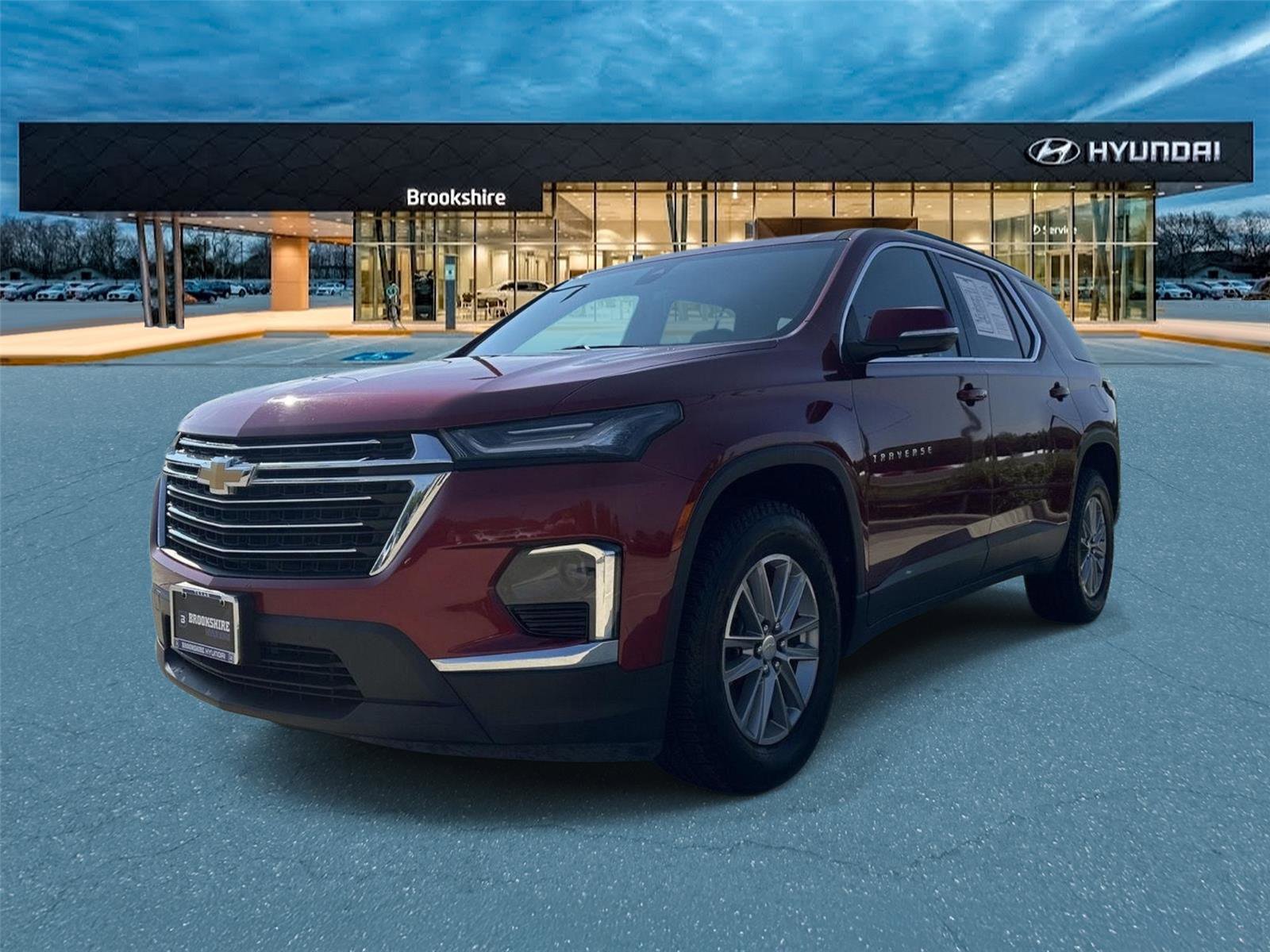 Used 2022 Chevrolet Traverse LT