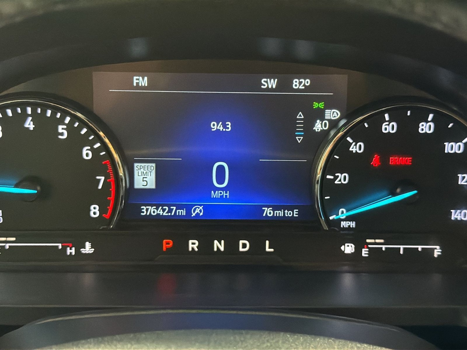 Used 2023 Ford Explorer XLT w/ Equipment Group 202A AWD/4WD image 17