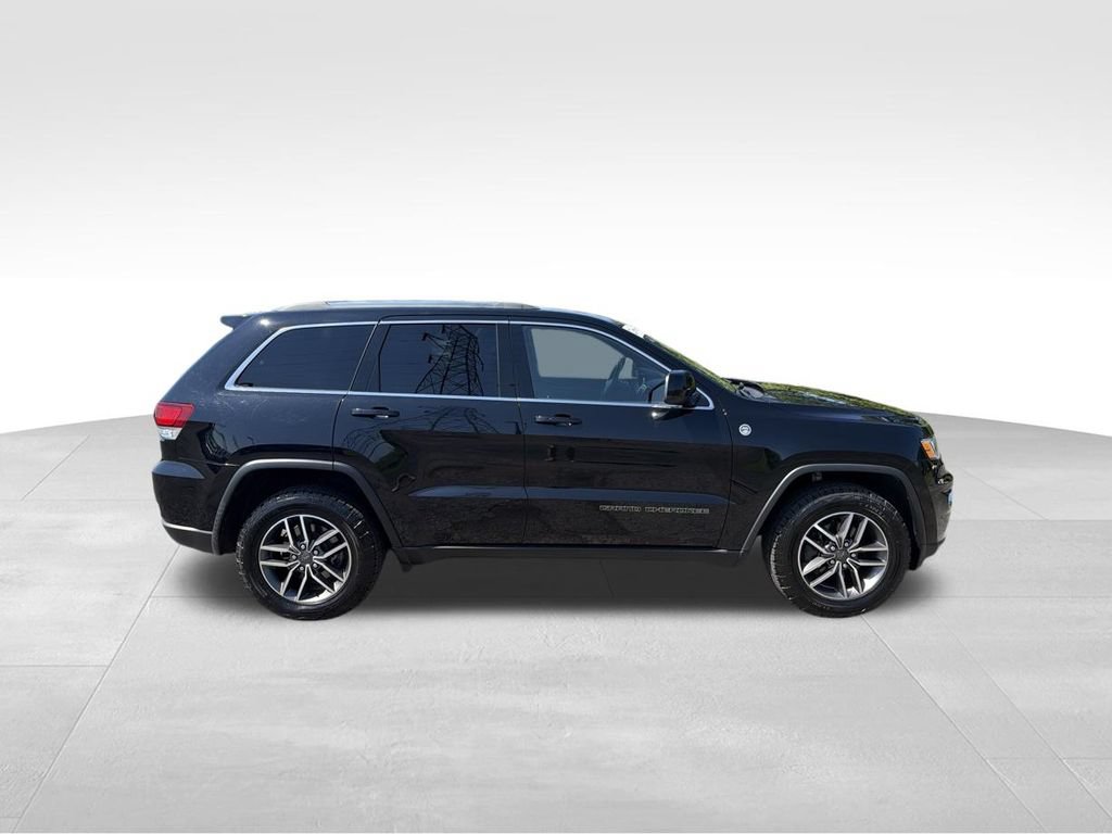 Certified 2020 Jeep Grand Cherokee Laredo w/ Quick Order Package 2BN North AWD/4WD image 10