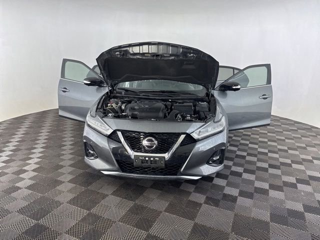 Used 2019 Nissan Maxima SR w/ Premium Package FWD image 11