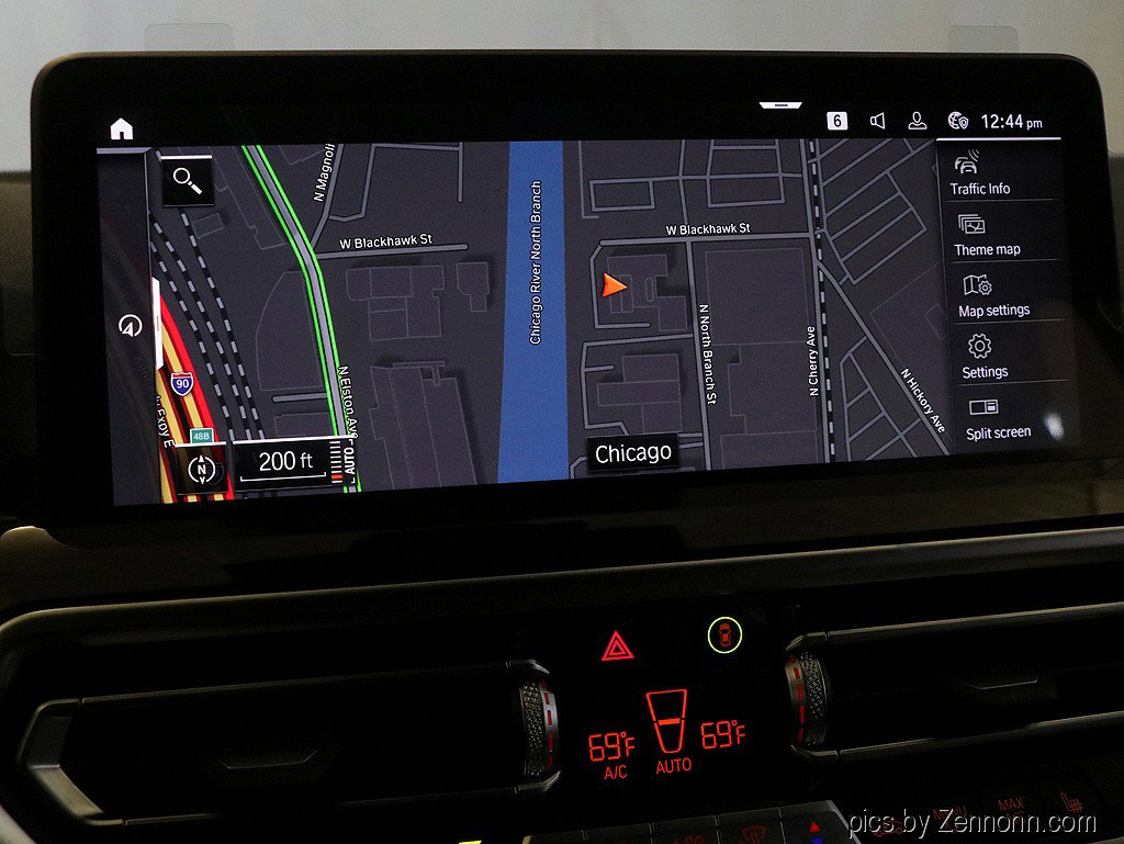 Used 2025 BMW X4 xDrive30i w/ Premium Package image 19