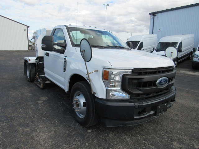Used 2020 Ford F350 XL w/ Power Equipment Group image 3