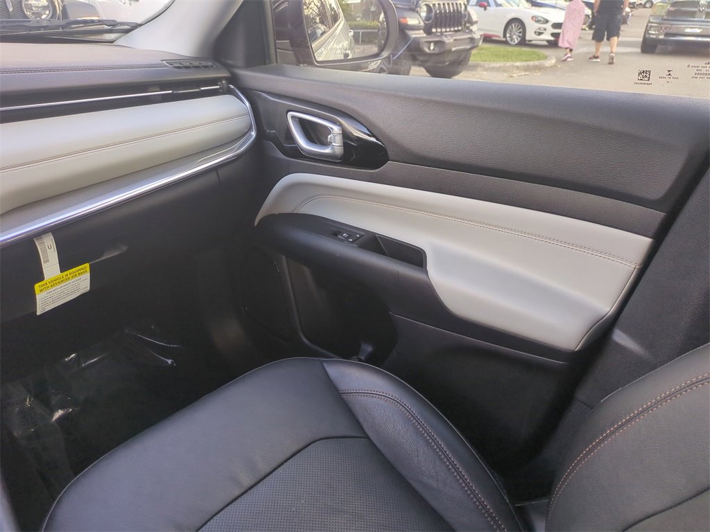 Certified 2022 Jeep Compass Limited image 17